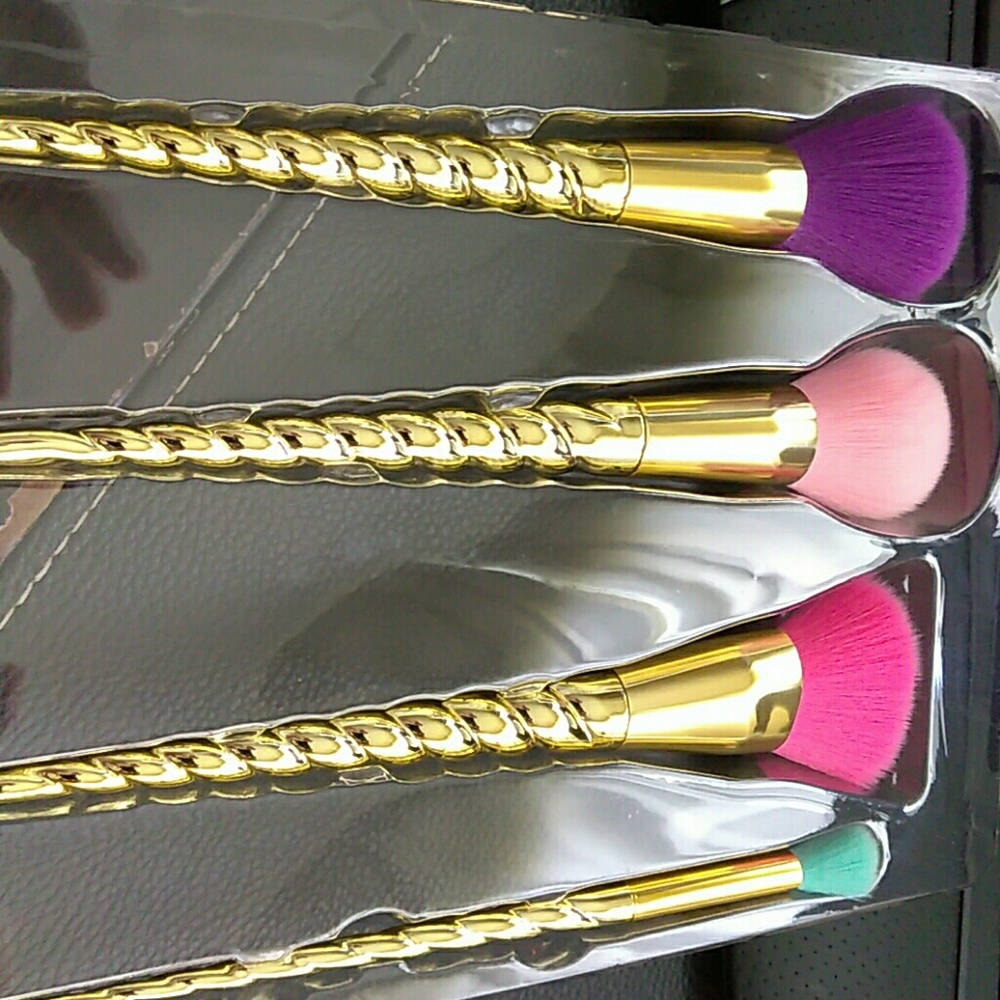 Golden Unicorn Brushes